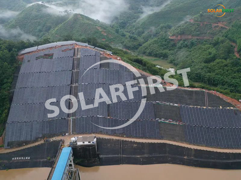 3MW water-solar hybrid photovoltaic project