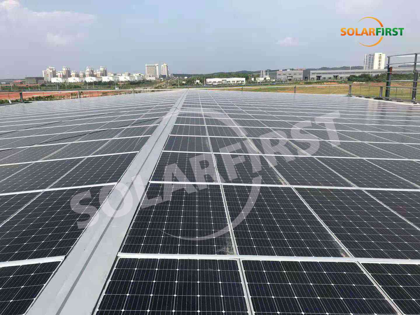 광둥성 잔장 5.6MWp BIPV 지붕 프로젝트